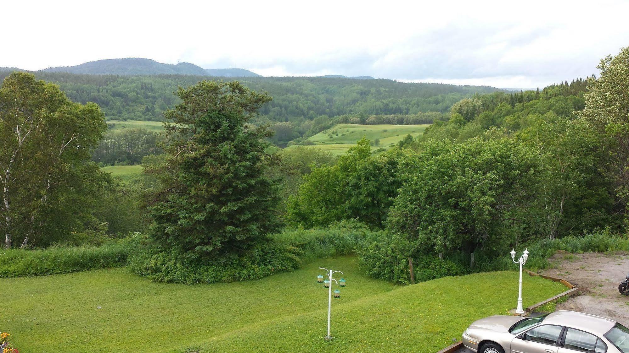 Les Appartements De La Bergeronnette Grandes-Bergeronnes Buitenkant foto